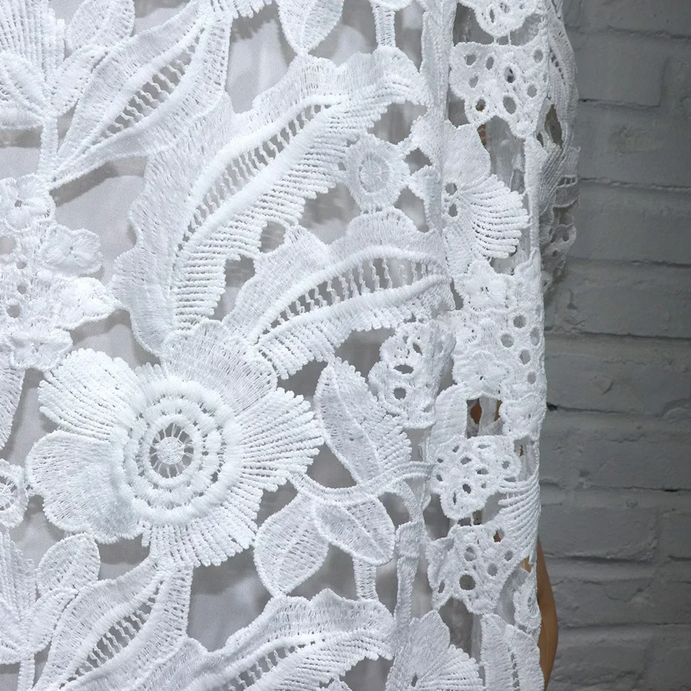 ชุดเดรสลูกไม้สีขาวลายฉลุดอกไม้สไตล์แอฟริกันสำหรับผู้หญิง ชุดดาชิกิ บูบู โรบ ดูไบ อาบายะ ชุดมุสลิม พร้อมชุดคาฟตันด้านใน