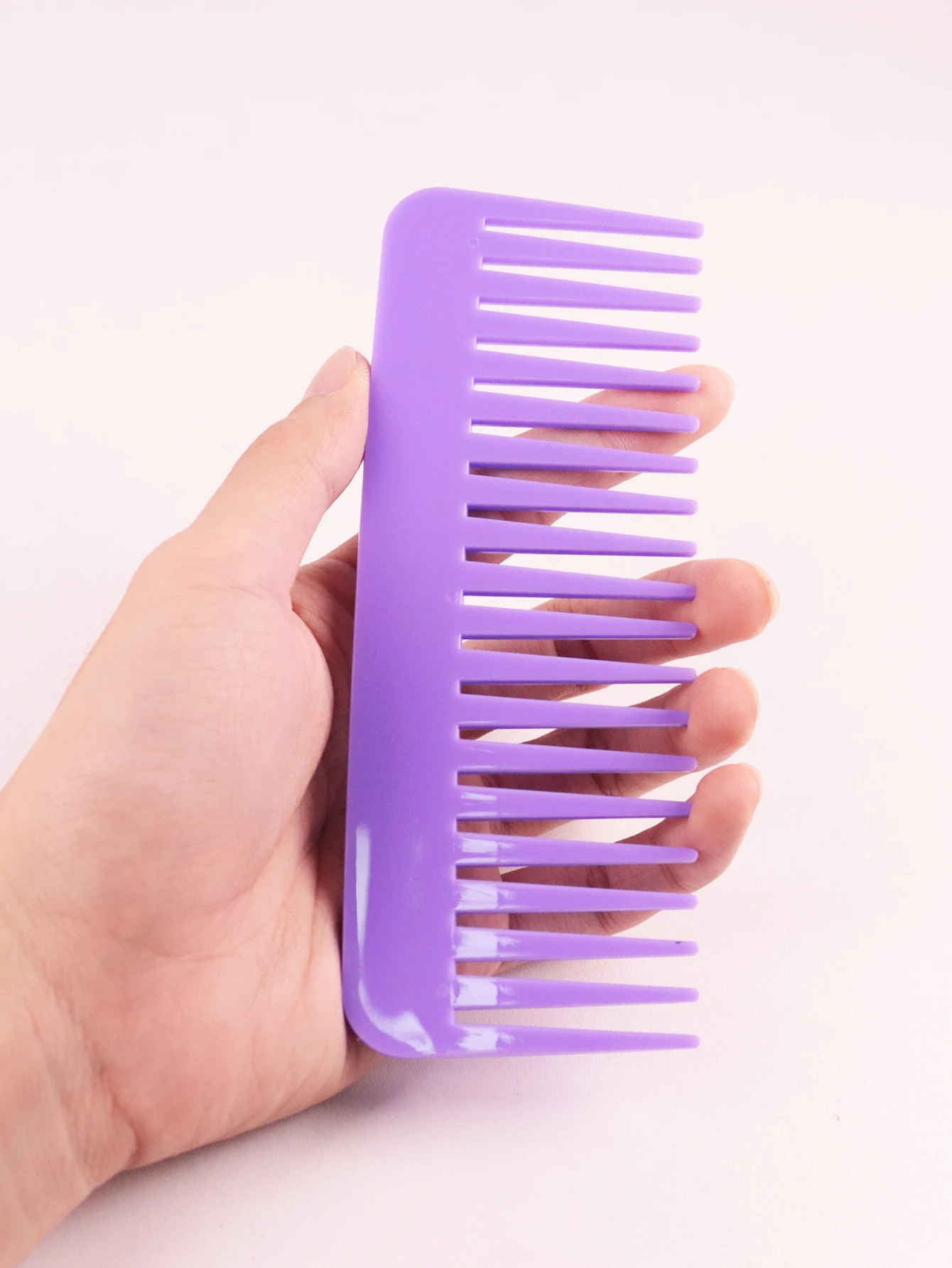 1 Thick Plastic Heat-Resistant, Anti-Static Long Toothed, Wide Toothed Salon Hairstyle Comb Special for Real Hair Wigs