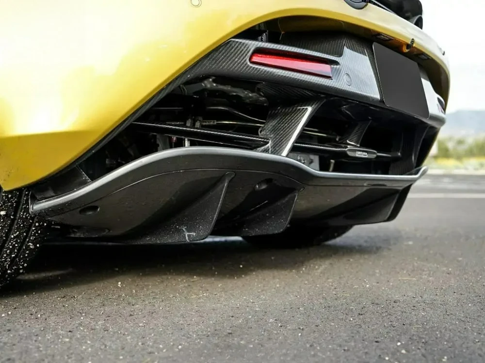 موزع كربون جاف OEM عالي الجودة الأكثر مبيعًا مصمم للمصد الخلفي 720S #5