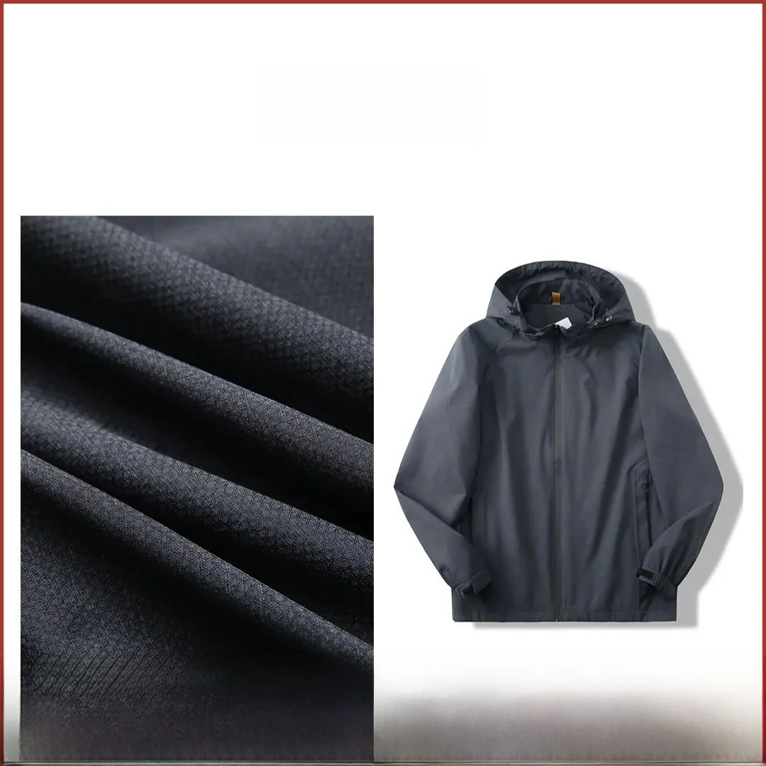 

Outdoor Men's Casual Hooded Jaet Functional Heat-sed Fabric Windproof Waterproof Polyester Fiber Long Sve Zipper Design