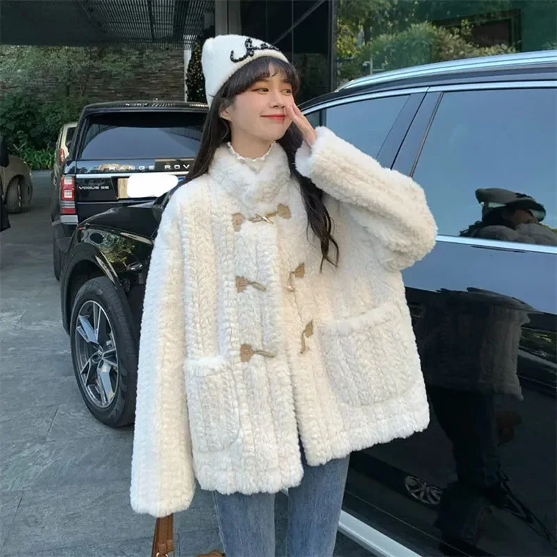 Women Autumn Warm Knitting Coats Fashion Korean Loose Lambswool Lined Outerwear Winter Single Row Horn Button Casual Jacket New