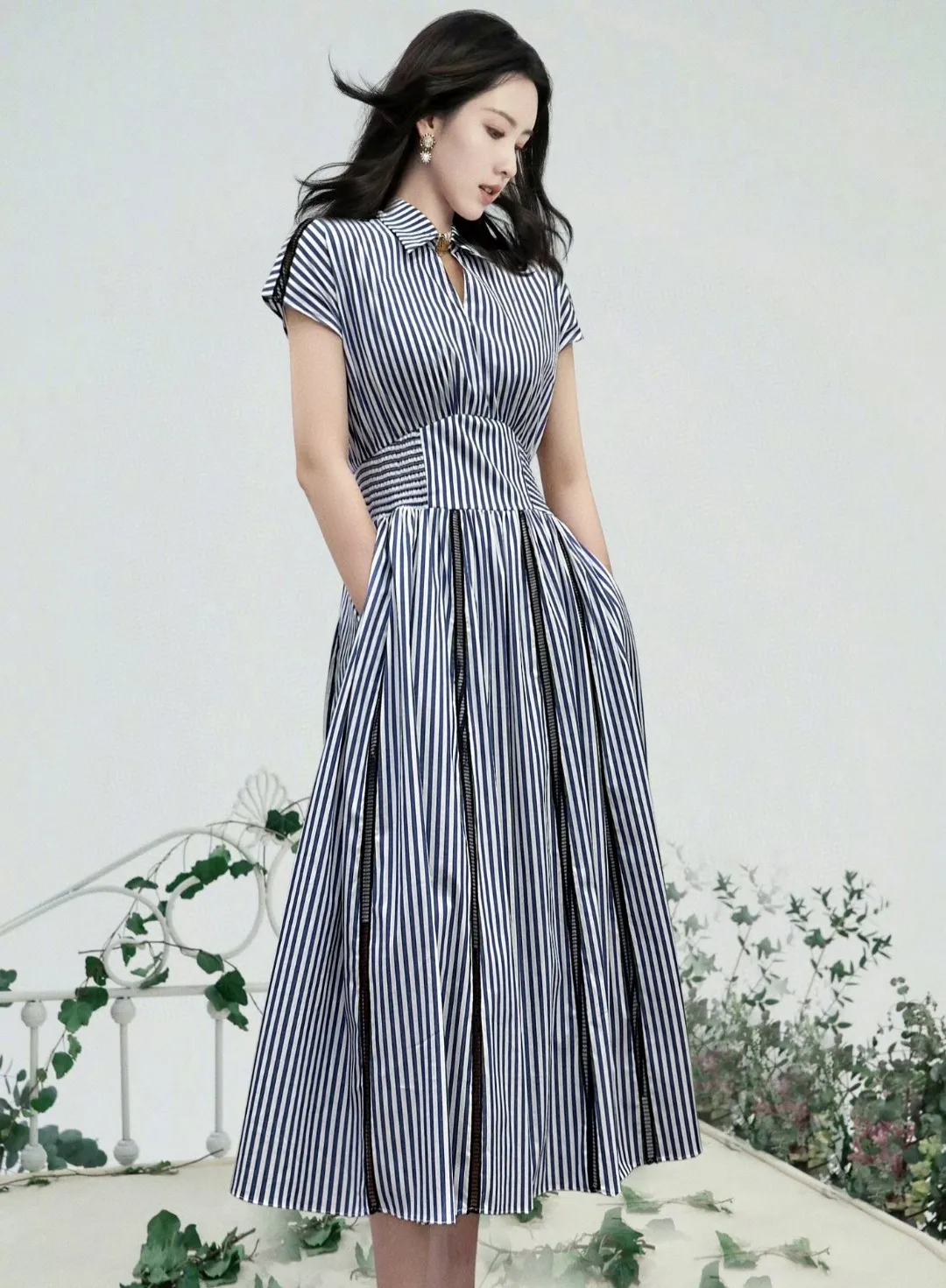 2024 Summer New Women's Wear Striped cotton V-neck lapel, elegant and fashionable with elastic waist and large hem dress 0521