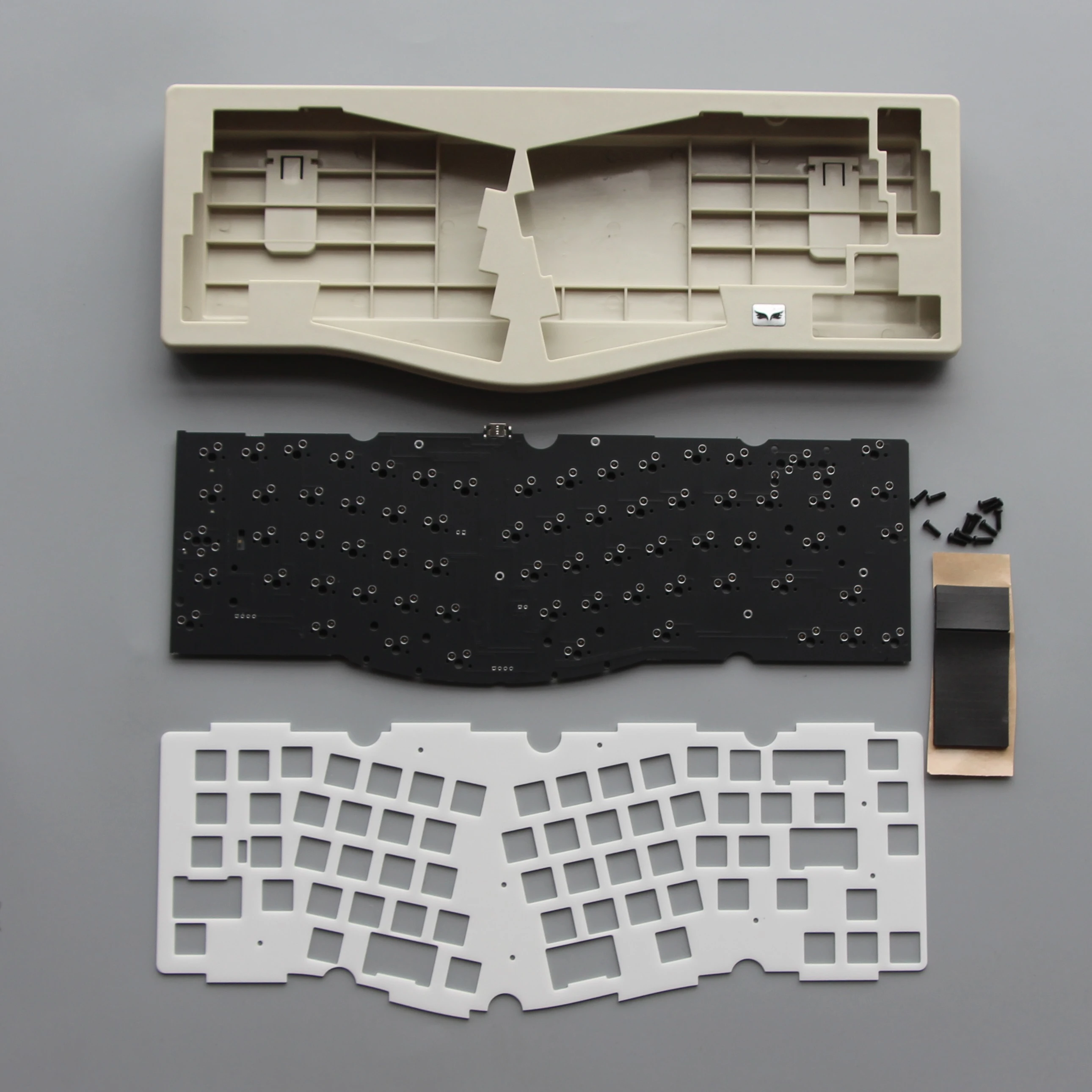 

Mlice Keyboard Kit Alice Ergonomic Hot Swap Bluetooth PCB Injection Molded Irregular VIA MX Mechanical Keyboard Accessories