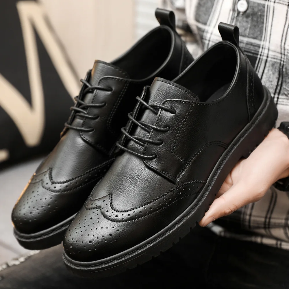 Men Brogue British Casual Dress Shoes Male Gentleman PU Leather Footwear Semi-Formal Men Loafers Thick Sole Party Zapatos Hombre