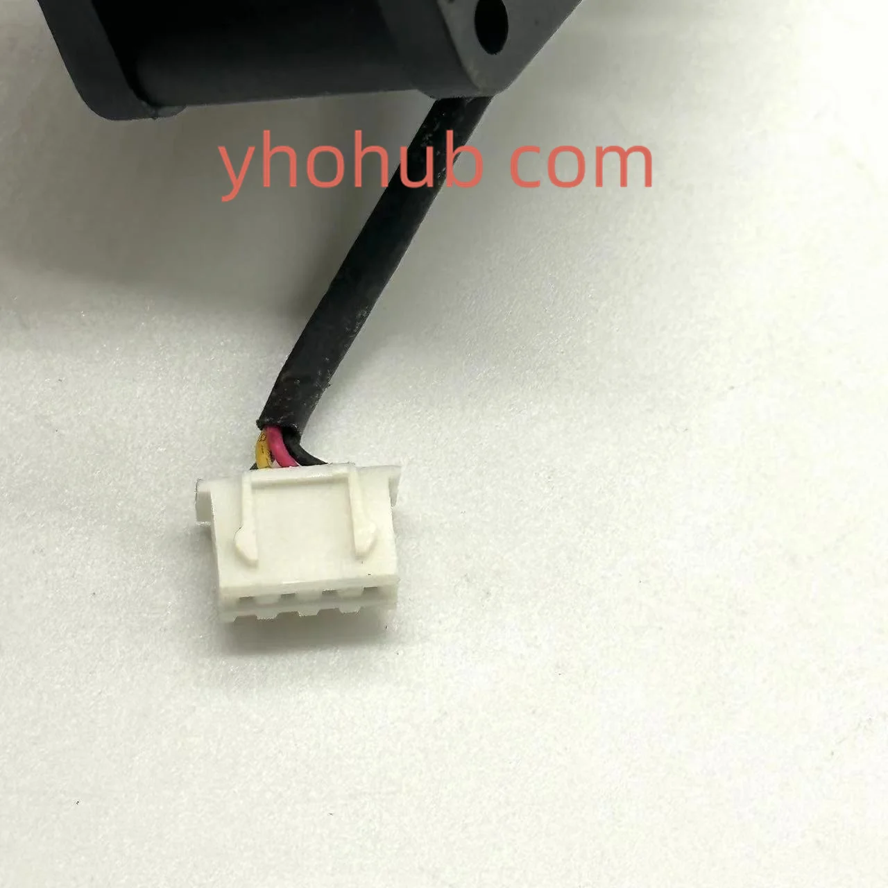 EFC-04G12W-BP01 DC 12V 1.00ABP 40x40x28 мм 4-проводной вентилятор охлаждения сервера