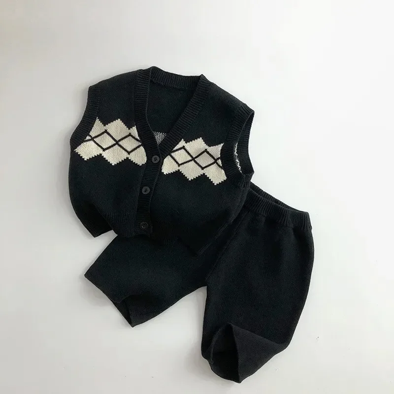 

Autumn New Children Sleeveless Clothes Set Baby Boys Girls Knit Vest Cardigan + Shorts 2pcs Suit Kids Simple Casual Outfits