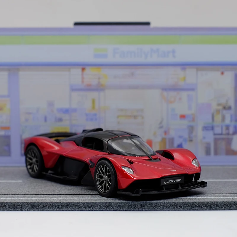 كينسمارت أستون مارتن فالكيري سبيكة دييكاست نموذج سيارة 1/36 لعبة مع التراجع للأطفال مجموعة ألعاب الهدايا #6