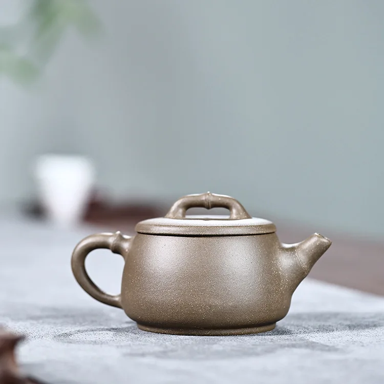 260cc Authentic Yixing Purple Clay Teapot Master Handmade Tea Pot Tea Infuser Raw Ore Green Mud Kettle Chinese Zisha Tea Set