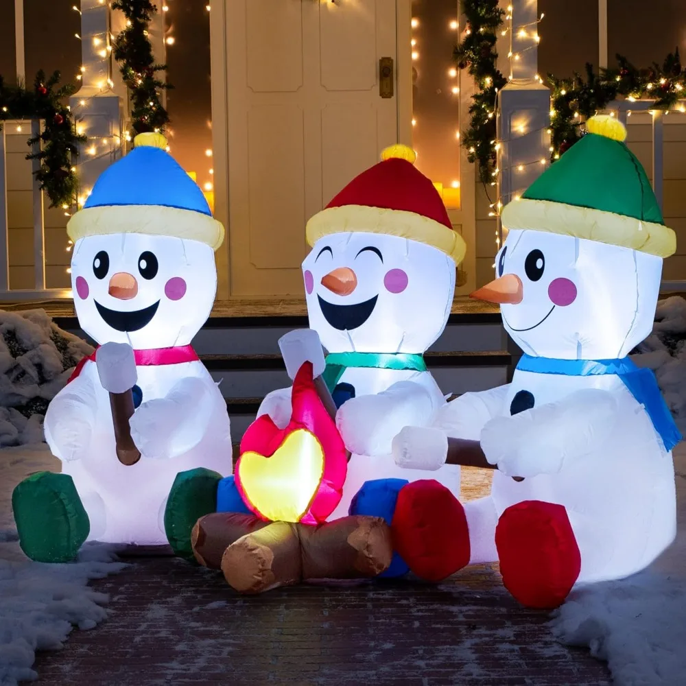 Muñeco de nieve inflable navideño de 6 pies de largo con hoguera, 3 muñecos de nieve pequeños con inflables navideños LED incorporados