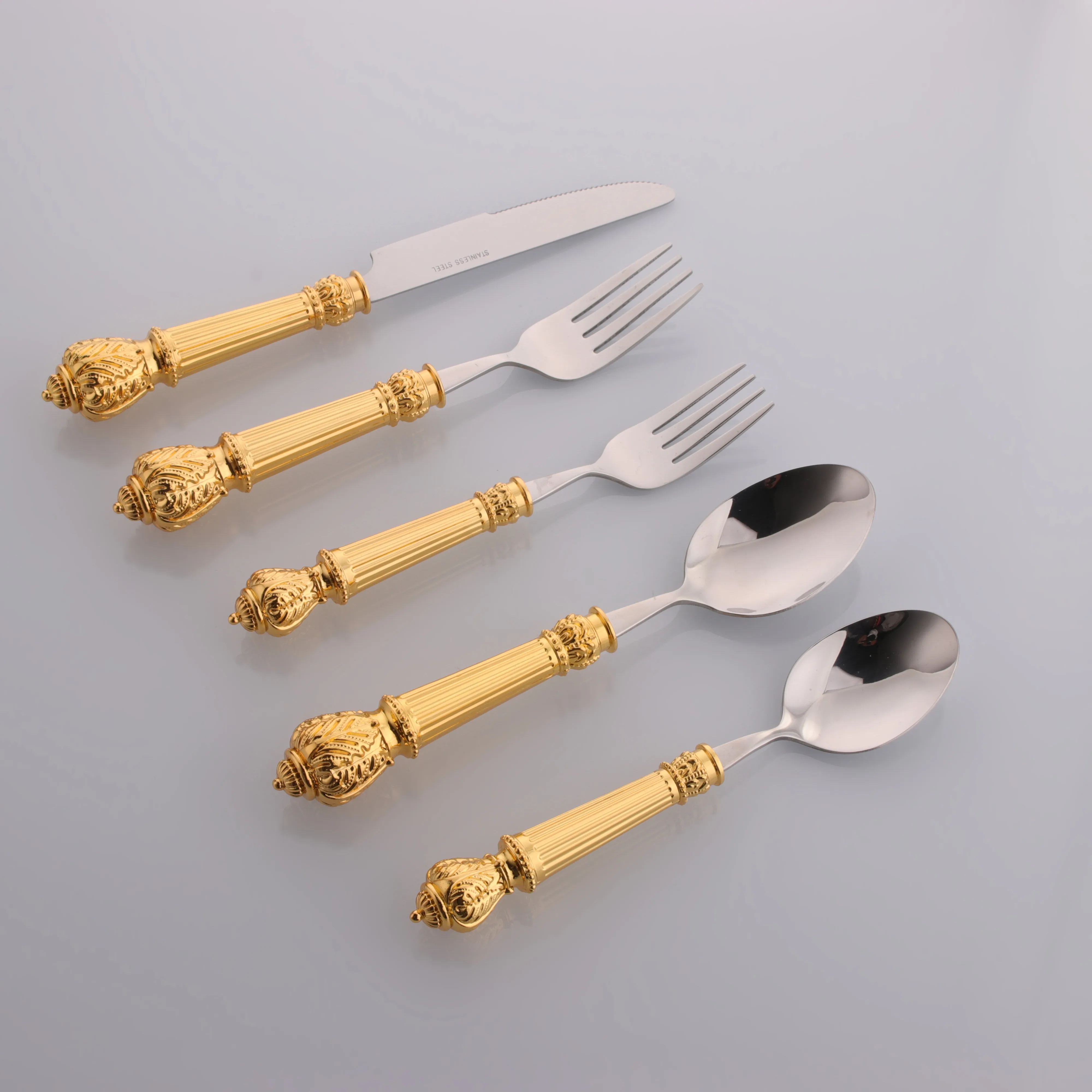 Stainless Steel Crown Tableware Set, Flatware, Silver, Golden Cutlery Set, Spoon, Knife, Fork Kit, Dinnerware for Home Kitchen