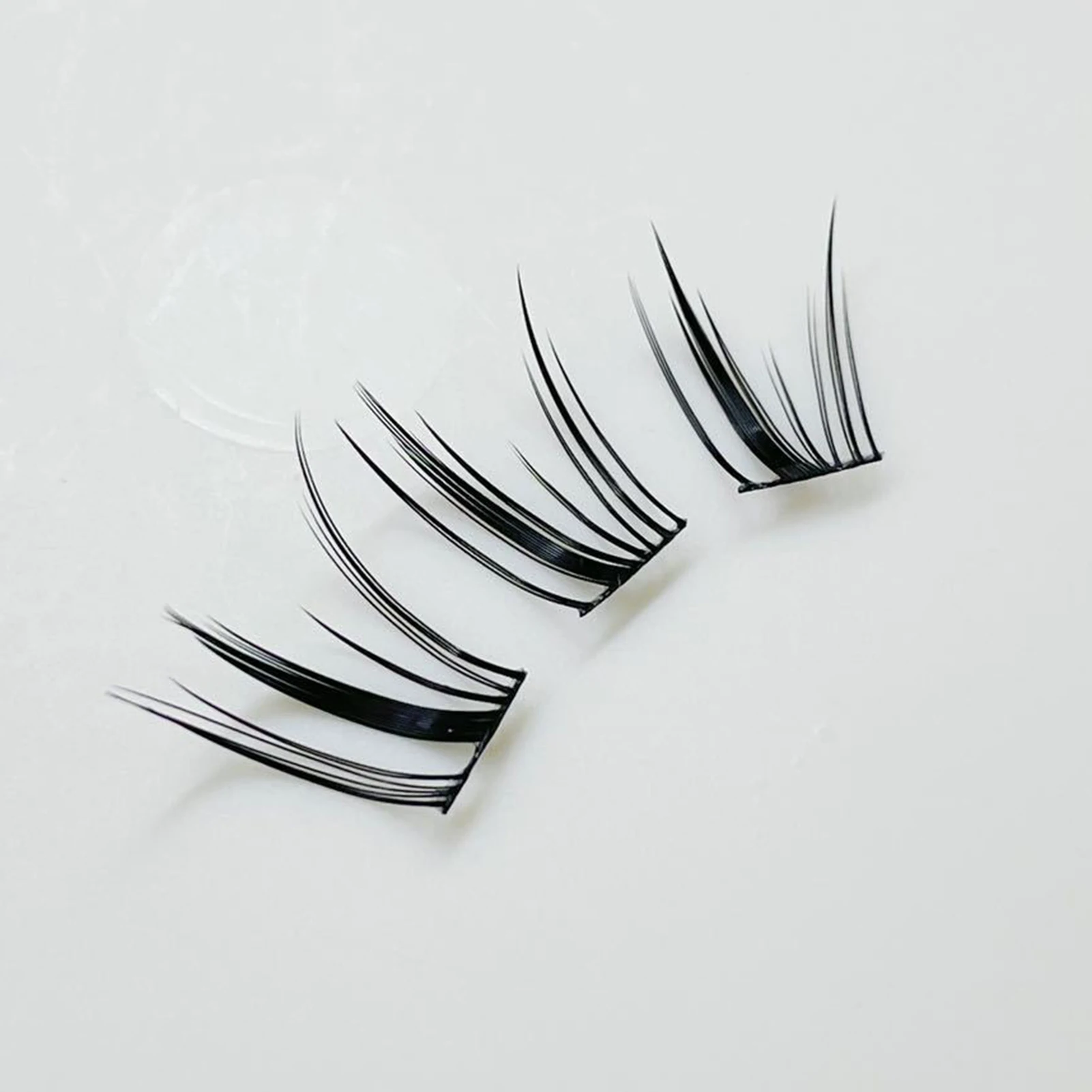 11-13cm 접착제 필요 없음 초경량 스트립 가짜 속눈썹 자체 접착 C 컬 Wispy Lash Extension 소녀 아이 메이크업에 적합