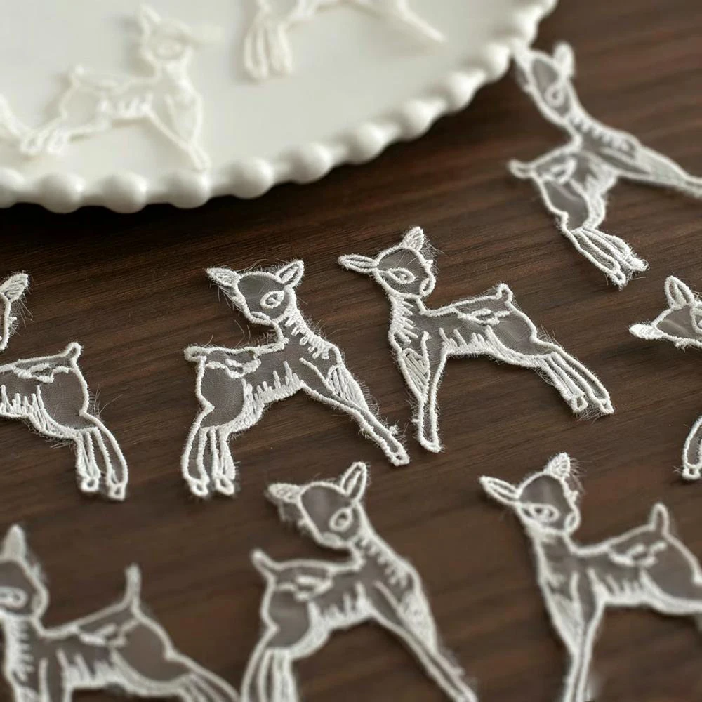5 Stück weiße Spitzen-Aufnäher mit Hirschmotiv, niedliche Reh-Applikationen aus Spitze, DIY-Nähzubehör für Scrapbook-Dekoration, Weihnachtsdekoration – Detail 6