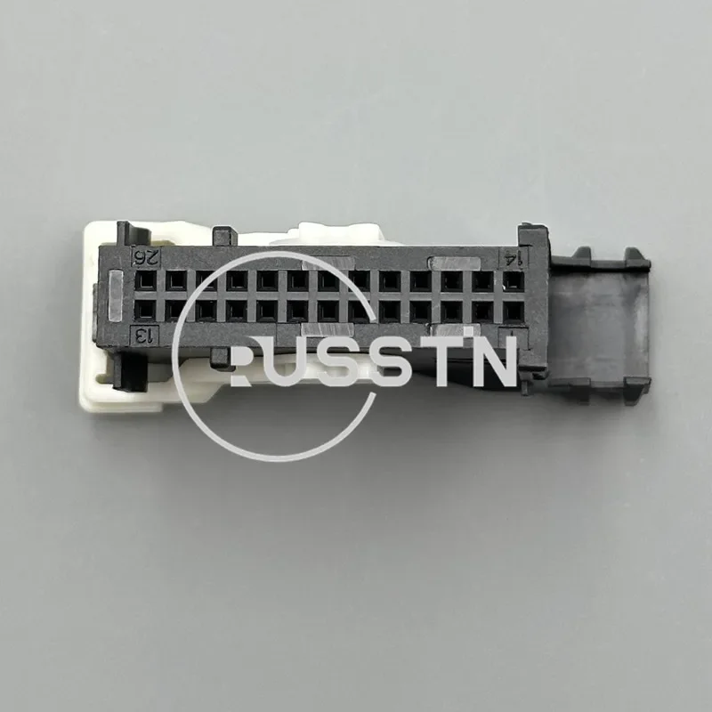 26 Pin Auto Navigation Controller Connector Instrument Plug Headlight AFS Socket AC Assembly 7L6972726 7L6972726 For VW Cayenne