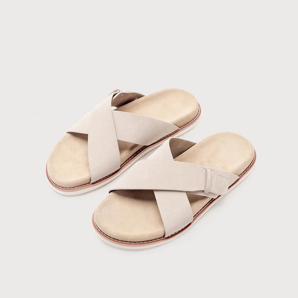 

Genuine Leather Flip-flops New Men Spring Summer High Quality Shoes Leather Sandals for Men British Retro Men's Sandal Slippers