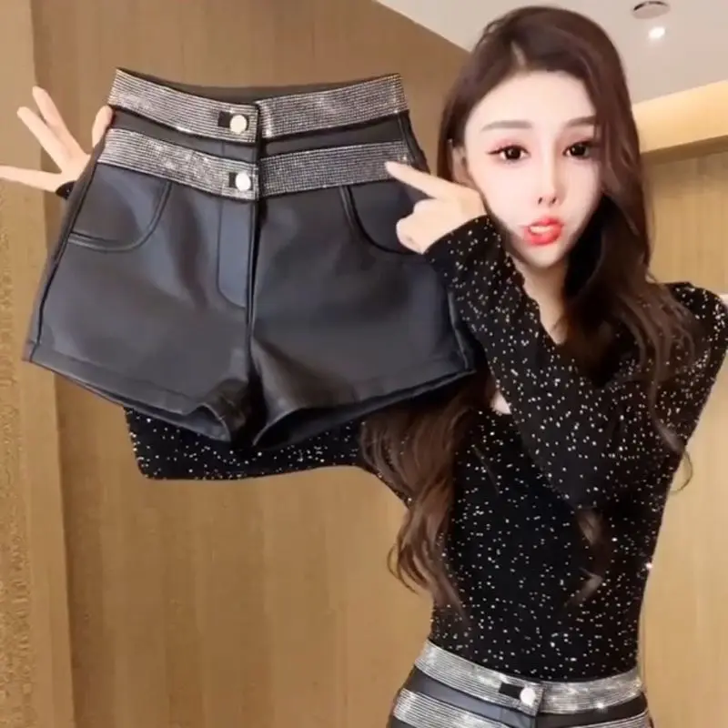 

Women Pu Leather Shorts 2024 Autumn and Winter New Slim Casual Elastic Tight PU Shorts