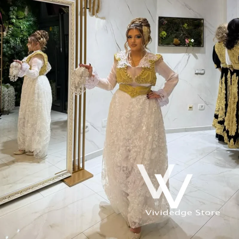 

Индивидуальные белые кружевные традиционные вечерние платья Косово с длинными рукавами, золотыми кружевными аппликациями и поясом, альбанская одежда для выпускного вечера