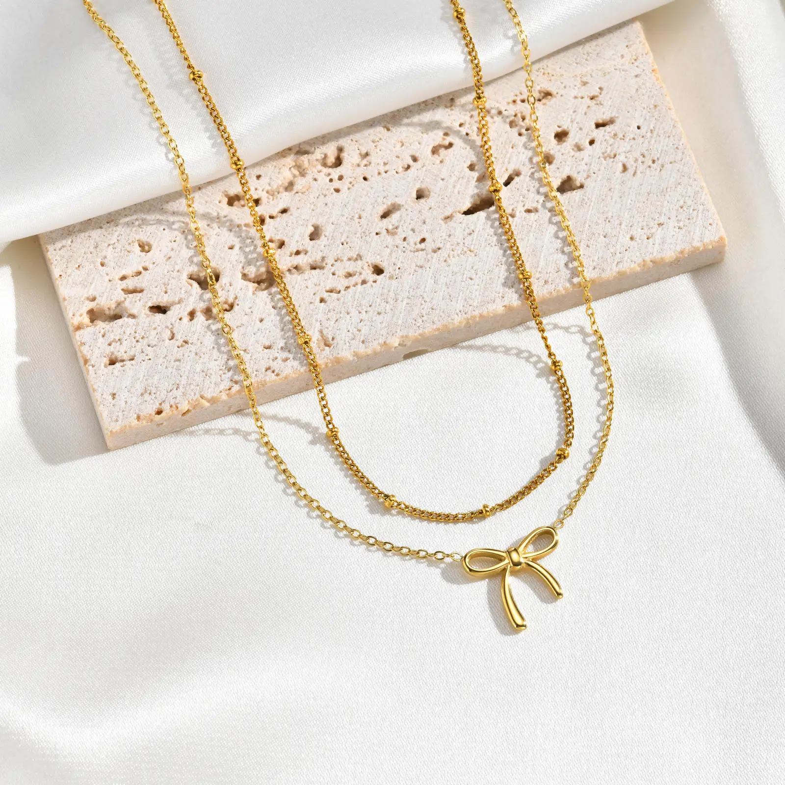 Vnox 2-teiliges Edelstahl-Halsketten-Set mit goldfarbenem Schmetterlingsanhänger, verstellbare Länge der Kette, Abstandsperlen, eleganter Alltagsschmuck – Detail 12