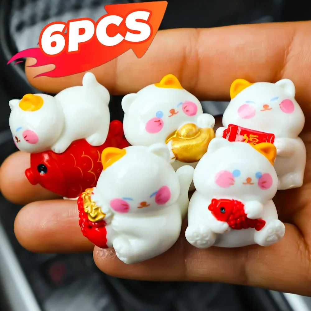 Lucky Cat Car Ornaments Auto Center Console Dashboard Cartoon Kitten DIY Decor Car Mounted Wealth Cat Micro Landscape Ornament