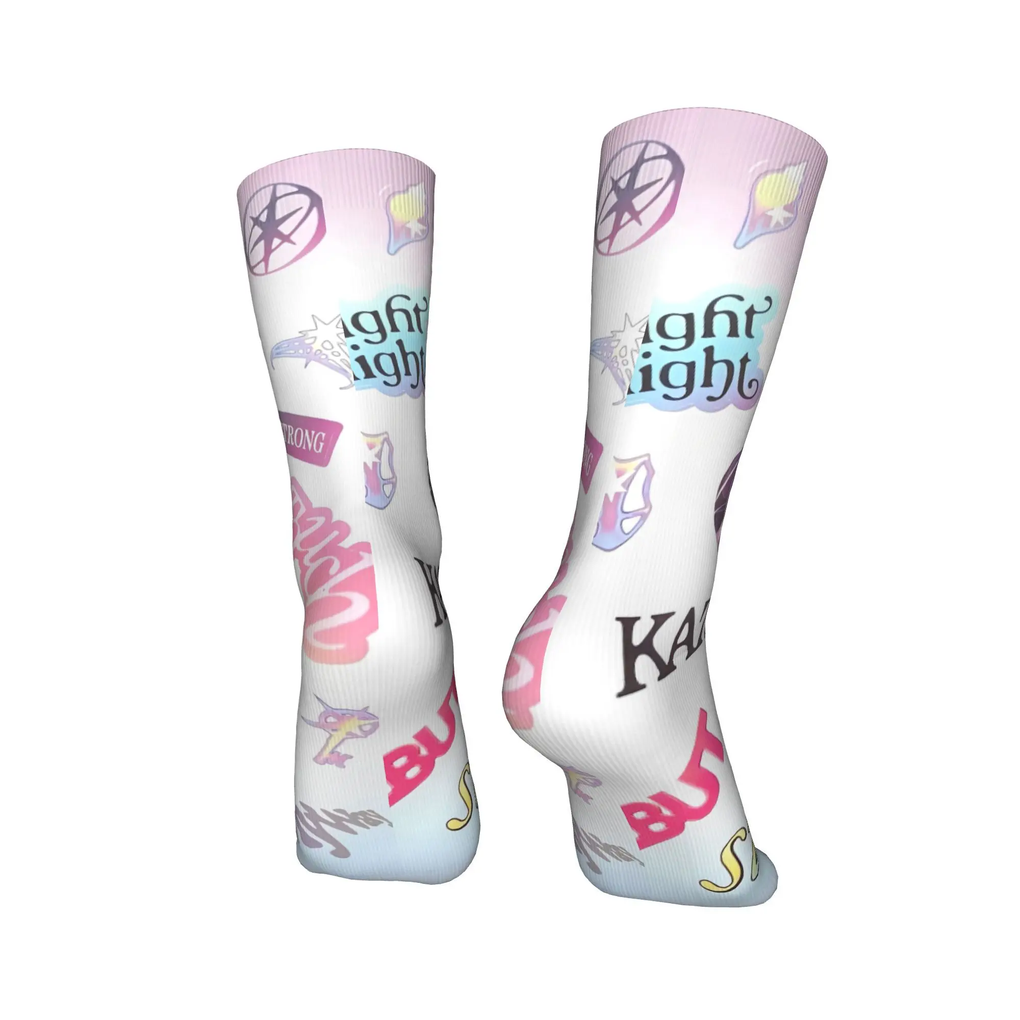 เกาหลีสไตล์ KATSEYE Gnarly ถุงน่องกราฟิก Gothic ถุงเท้าฤดูใบไม้ร่วงถุงเท้าป้องกันการลื่นไถลคู่ปีนเขาถุงเท้านุ่มปานกลาง