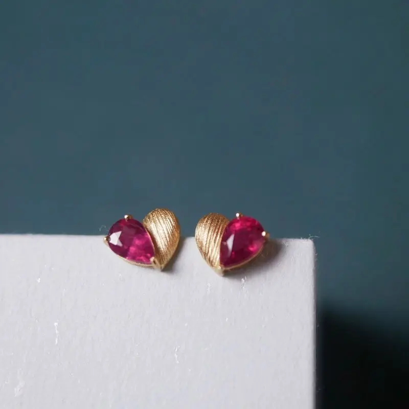 

18K Gold Plated Ruby Heart Ear Stud 925 Silver Heart Garnet Topaz Tourmaline Gems Earring Women Luxury Fashion Accessories Gifts