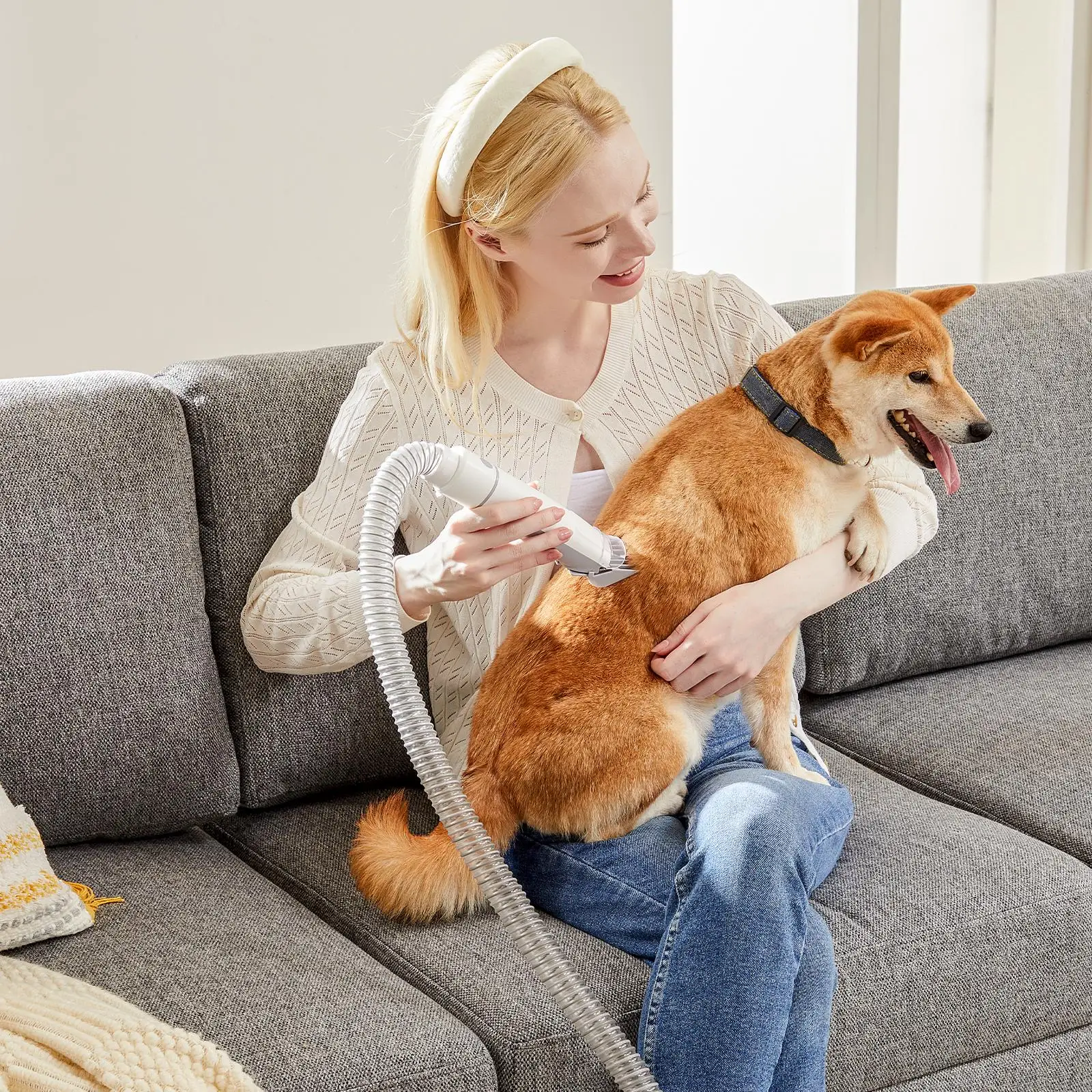 Professional Pet Grooming Vacuum Kit Cordless Low Noise Dog Clippers Quiet Electric Trimmer Shedding Brush Pet Hair Vacuum Cleaner 5 Tools for Cats Dogs Hair Removal Suction Machine view 8