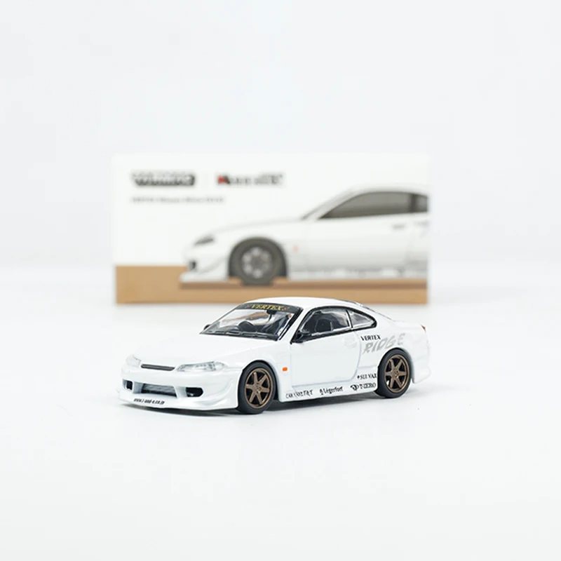 

Tarmac Works 1:64 VERTEX Silvia S15 Alloy Die-Cast Vehicle -White Metallic