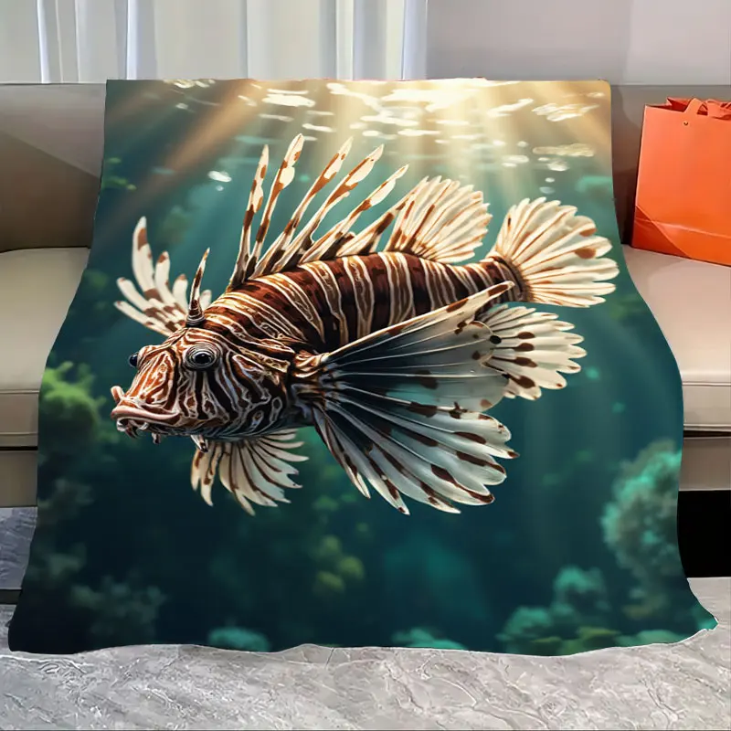 

1pc Flannel Blanket Vibrant Lionfish Underwater Scene Soft Cozy Blanket for Home Decor