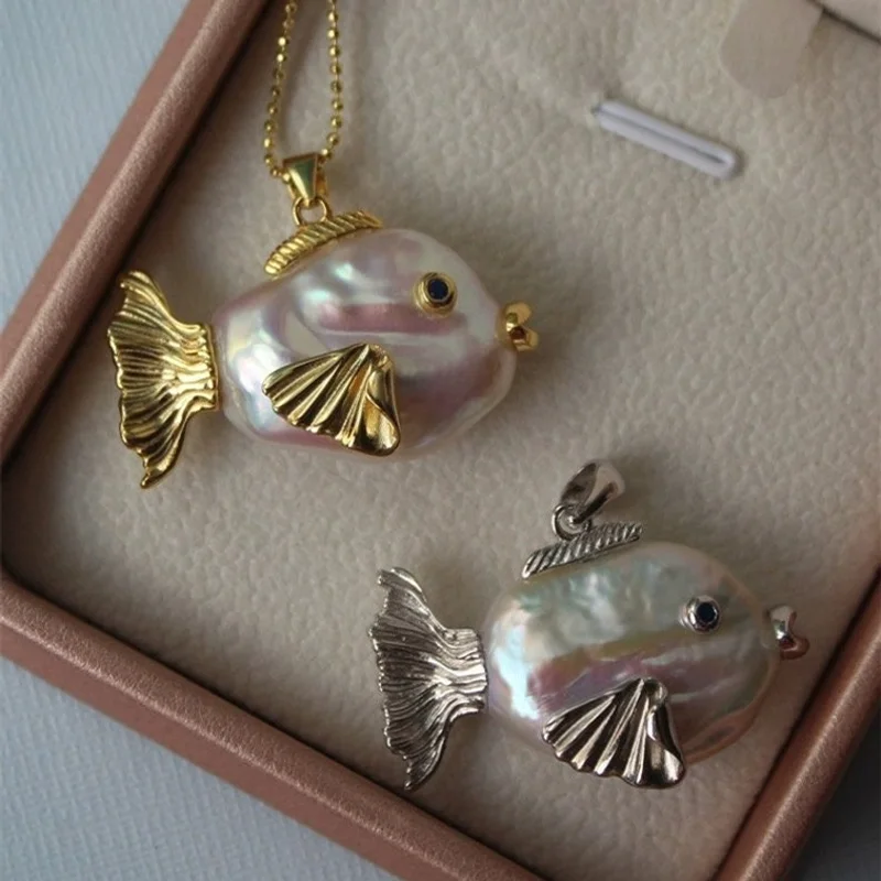 Ocean World Clown Fish Necklace Natural Pearl Headfish Pendant Jewelry Goldfish Kiss Fish Clavicle Chain Color Preserving