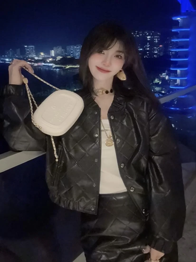 Daitong 2025 Autumn New Sle Women's ort Leather Jaet Real eepskin Stand Collar Coat Commute Sle Long Sve Zipper