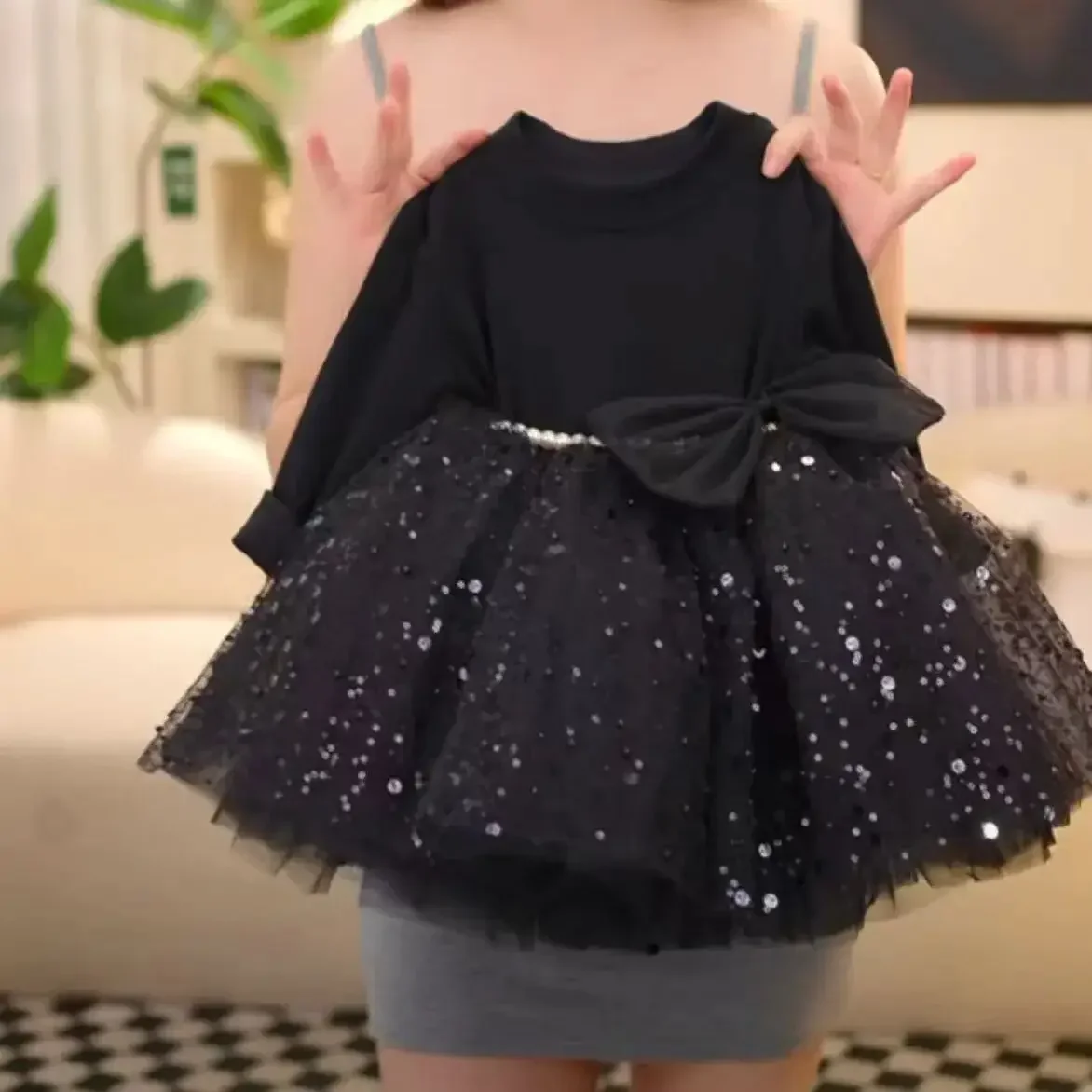 

children's long sleeved princess dress performance outfit Baby girl dress spring and autumn new sequin mesh fluffy dress