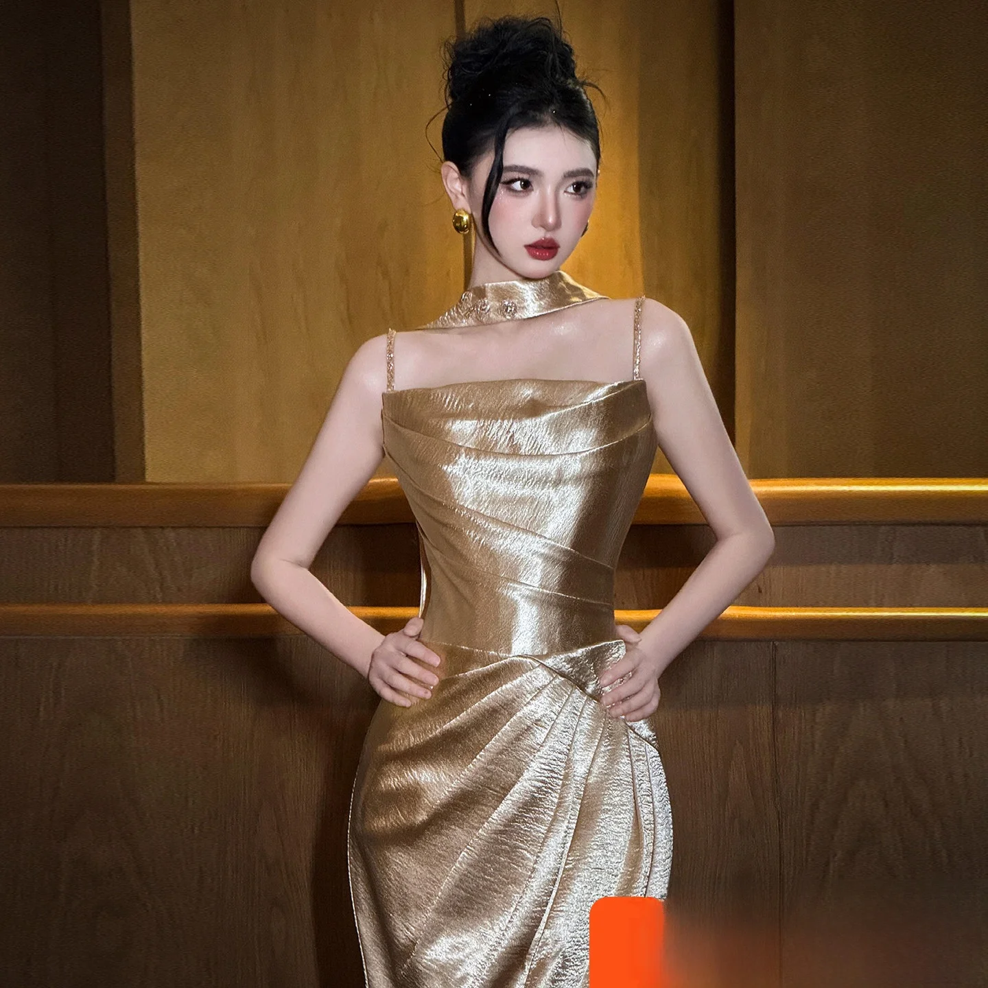 

Золотое свадебное платье, вечернее платье, женский халат для невесты, красивый утренний халат, платье-русалка, элегантное банкетное платье для ведущей, ощущение роскоши