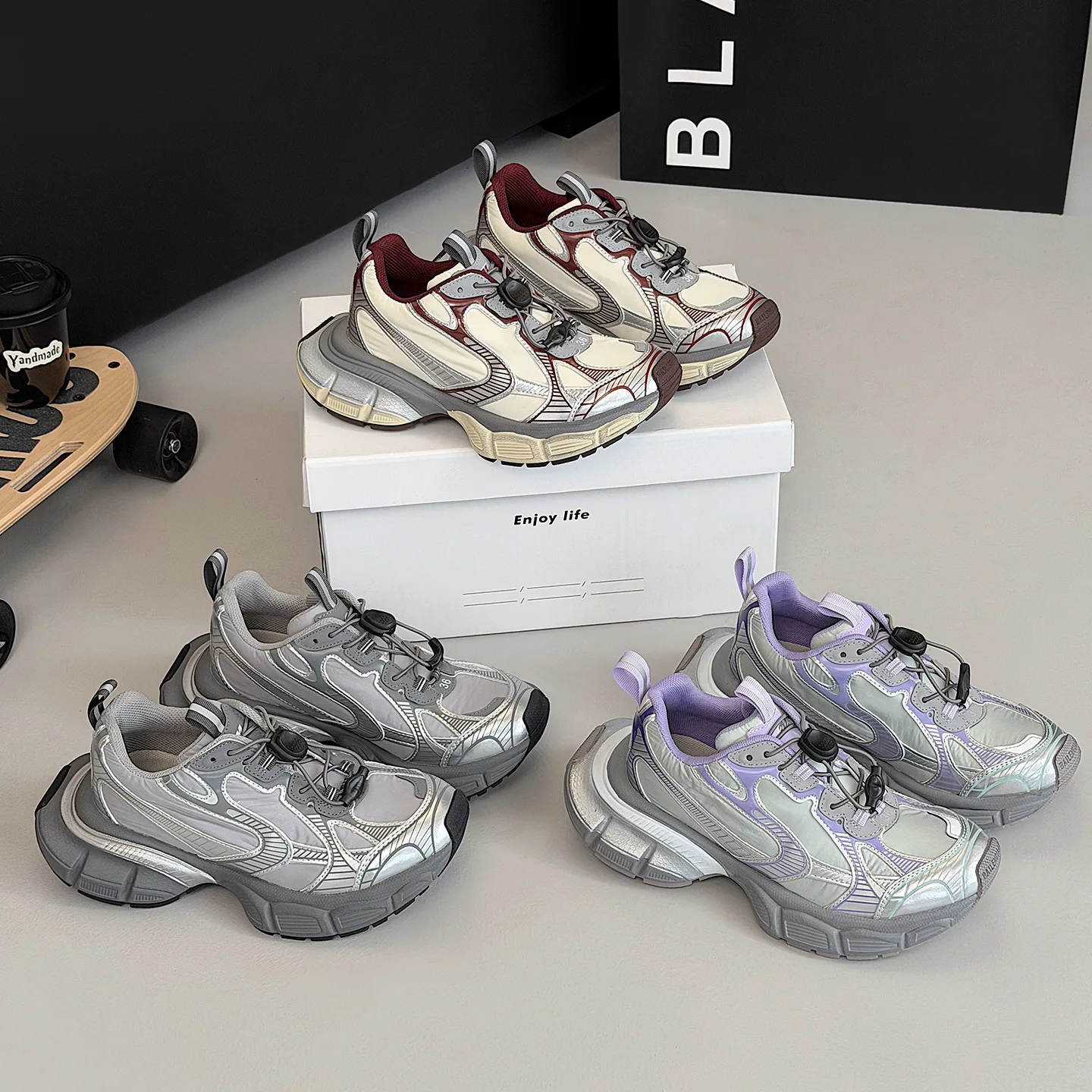 

High-quality Breathable Casual Shoes for Men and Women, 2026 New Couples Increase Non-slip Lace-up Casual Sneakers Men's Shoes