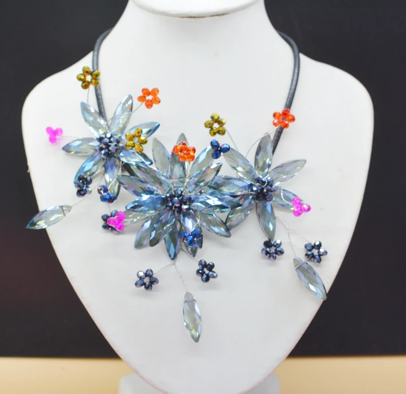 

romantic. sweet. Crystal flower necklace, the best gift for ladies 19"