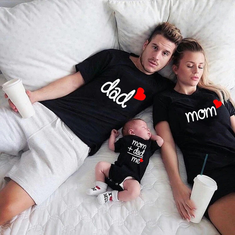 Mom Dad Me Family Matching Outfits Simple Family Look T Shirts Daddy Mommy and Me T-shirt Father Son Mother Daughter Outfits