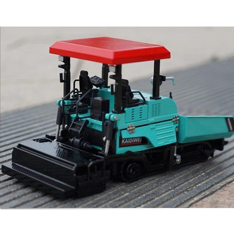 

Alloy Diecast Paver Machine 1:40 Engineering Vehicle Model Realistic Paving Asphalt Highway Construction Truck Design