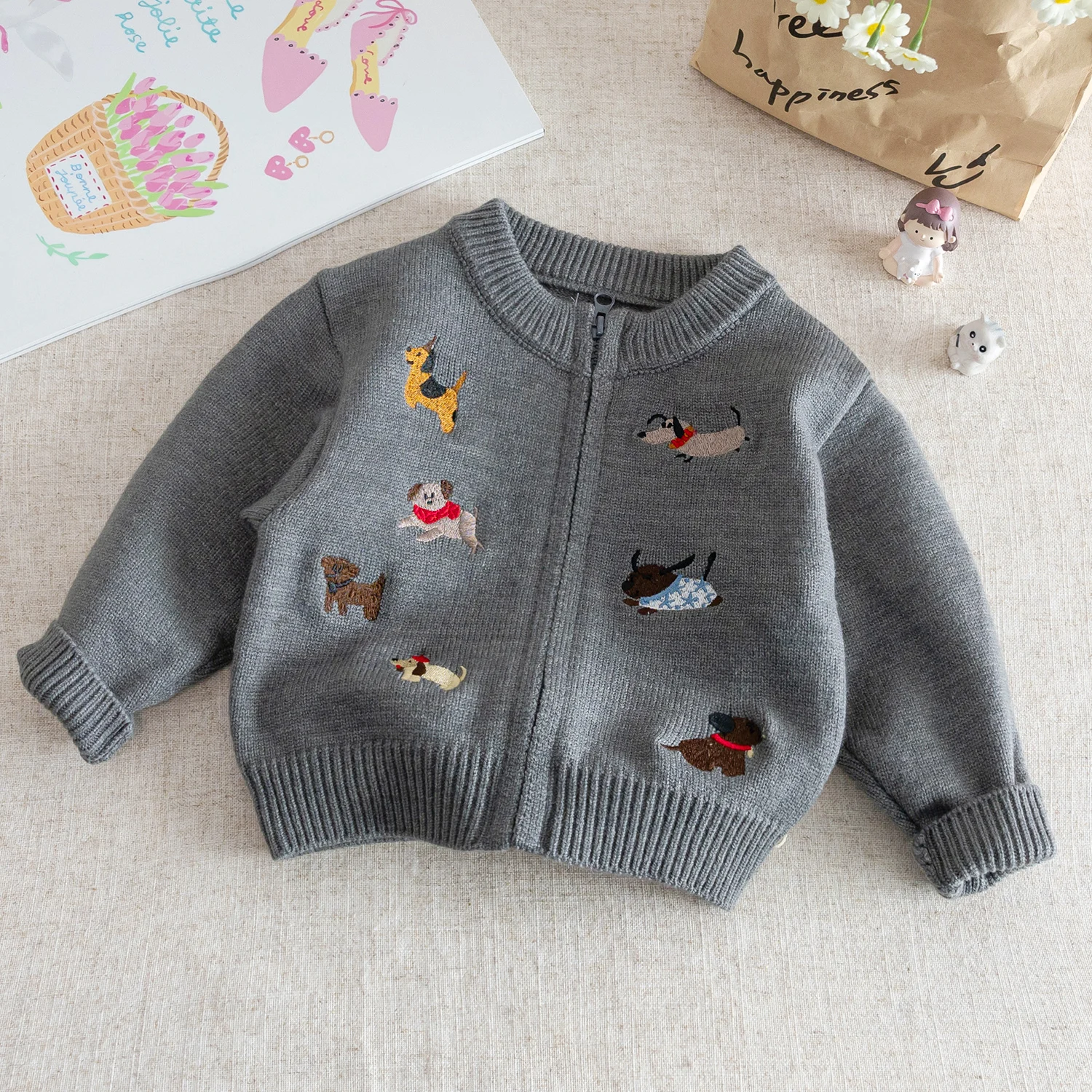 Children's Cartoon Embroidered Sweater Cardigan Fashion Round Neck Zipper Soft Knitted Coat Autumn Girls Boys' Loose Sweaters