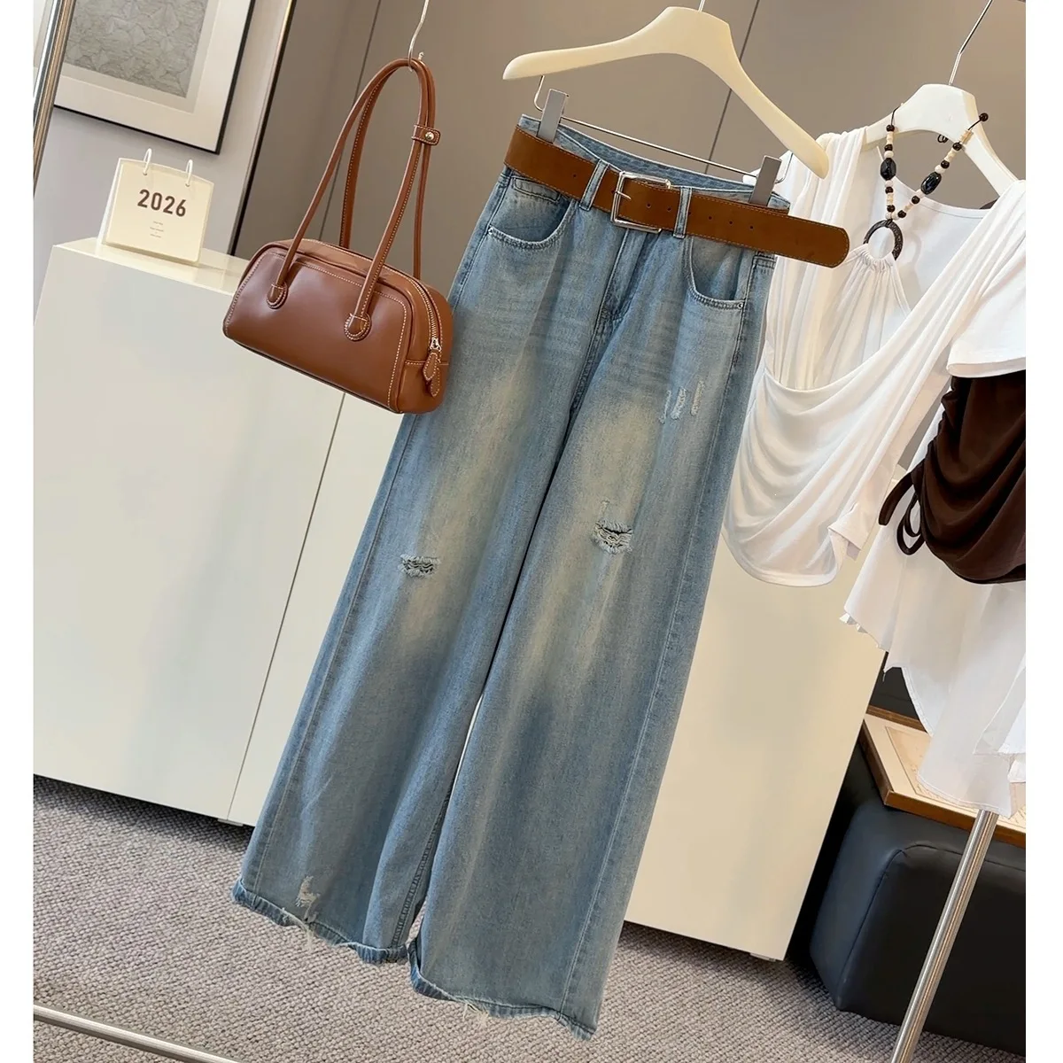 

ALPHALMODA Washed High-waist, Ripped Jeans, for Women, Summer 2026, New Style, Versatile Fashion, Long Pants