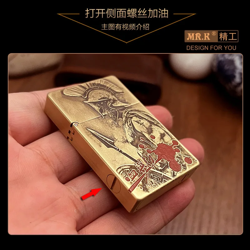 Exquisite Carving Warrior Fuel Oil lighter  Heavy Bronze Trench Kerosen Lighter Vintage Armor Classic Men\'s Lighter Gift Box