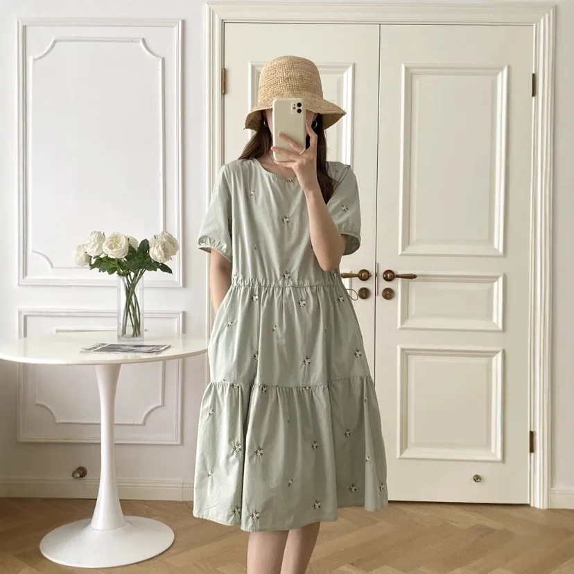 ญี่ปุ่นหวาน Mori สาวดอกไม้เย็บปักถักร้อยผ้าฝ้ายผู้หญิงฤดูร้อน O-คอสั้นแขนเสื้อสบายๆหลวม A-Line Dresses
