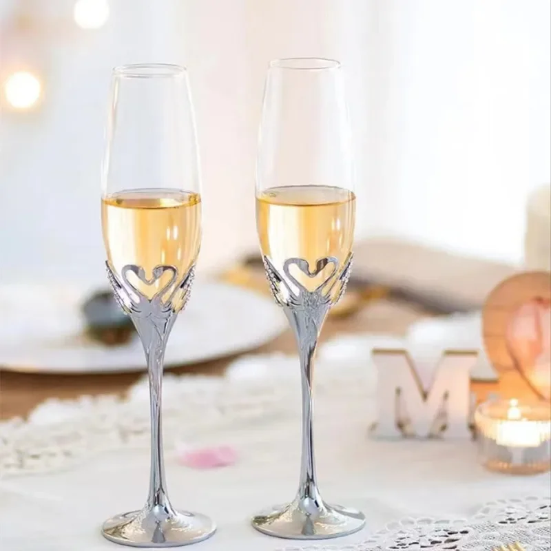 

Creative Crystal Glass with Diamond Goblet, Wedding Champagne Glass, Color Box, Premium Retro Cup, 2 Pack