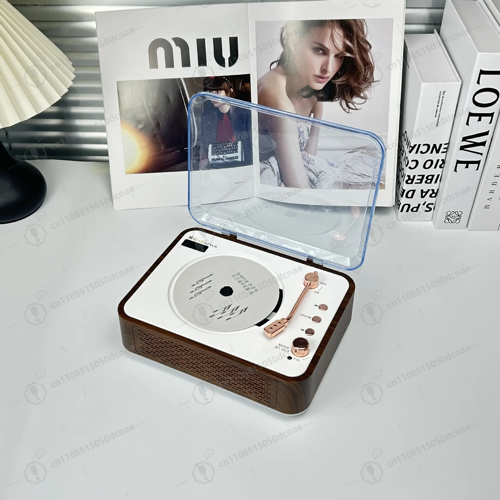 

Популярный за рубежом ретро-плеер для CD-дисков с двусторонним Bluetooth, HIFI-качеством звука и красочной подсветкой.