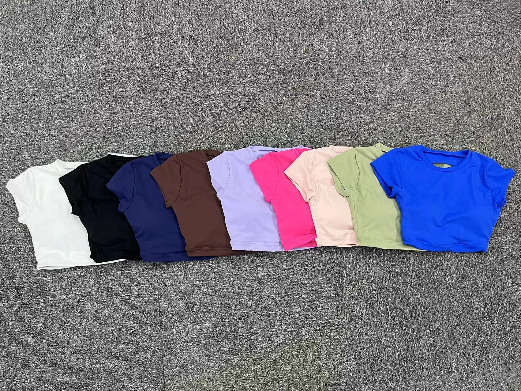 

Sports Shirts Workout Tops Fitness Activewear Female Quick-Dry Yoga Clothes Sport Crop Tops Backless Gym Top Women