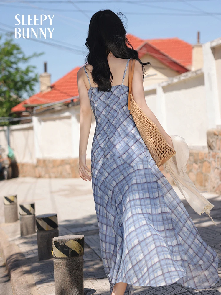 ภาษาฝรั่งเศสคําวินเทจลายสก๊อต Cami ชุดผู้หญิงฤดูร้อน SLIM FIT ชุดชีฟอง Maxi สีฟ้าพิมพ์สปาเก็ตตี้ชุดนางเงือกดูสง่างาม