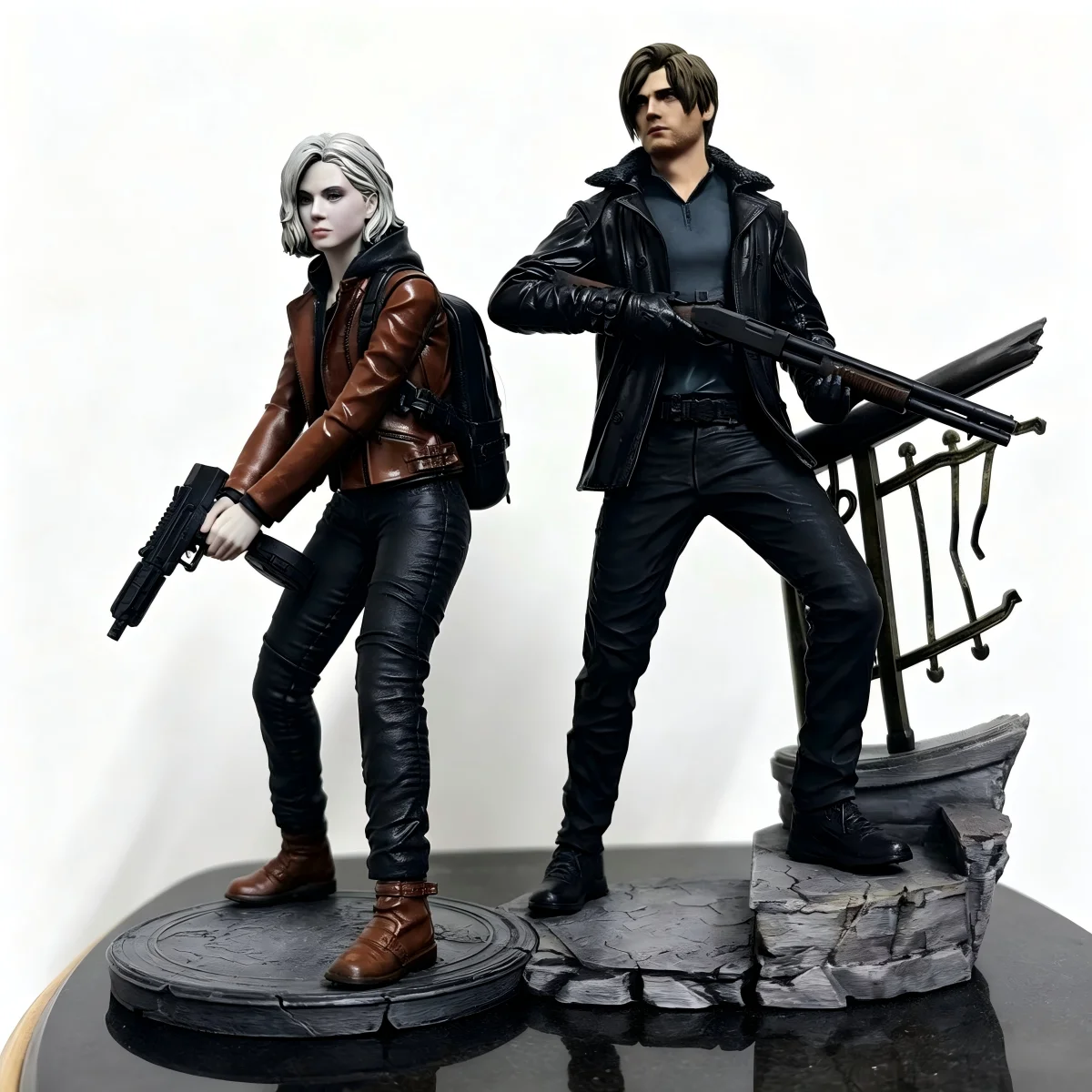 resident-evil-9-requiem-tactical-duo-leon-and-grace-collectible-figure-with-base-pvc-21cm-desktop-ornament-fans-gift
