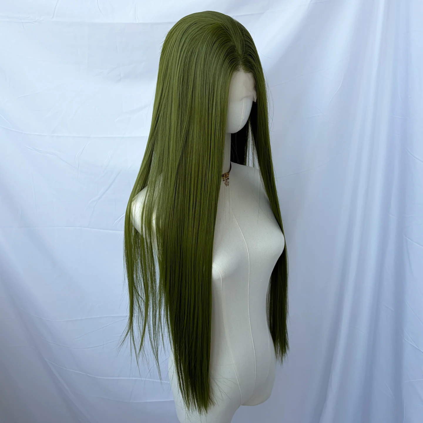 Green 13x4 Synthetic Lace Front Wig for Women 26 Inch Long Straight Heat Resistant Wig Free Part 150% Density Glueless Wig