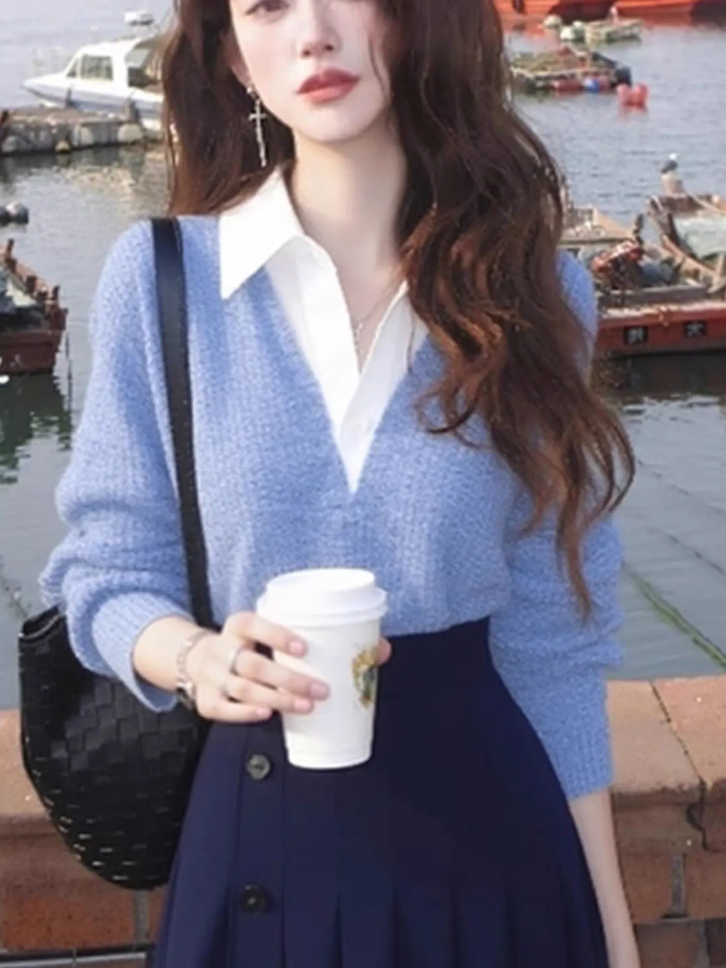 

Модный вязаный свитер с длинными рукавами для женщин, зимний, для повседневной носки, высококачественный, с мягким дизайном и вставками, удобный крой, топ