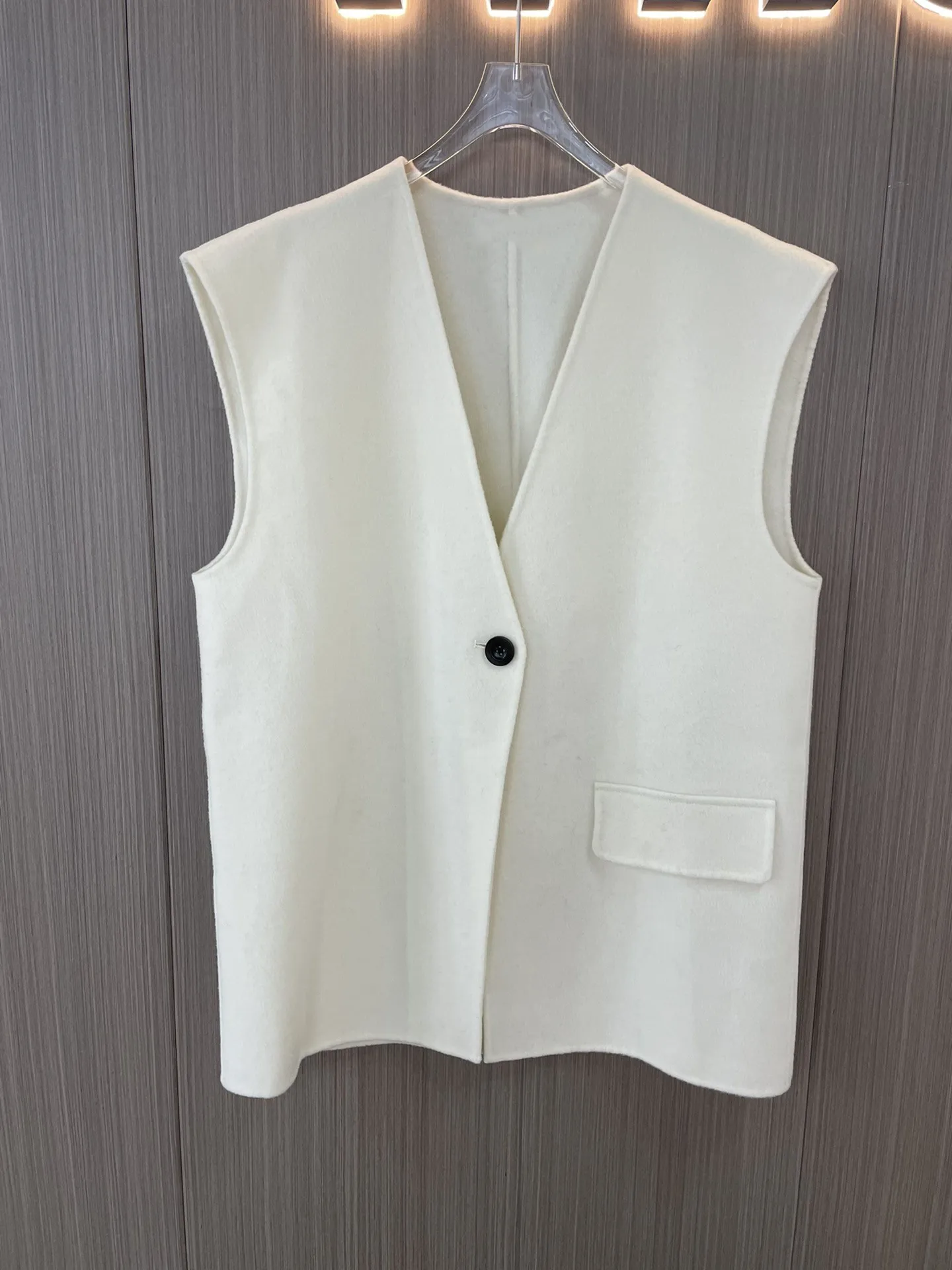 2024 Women's Clothing fake pocket vest Spring Summer New No.36