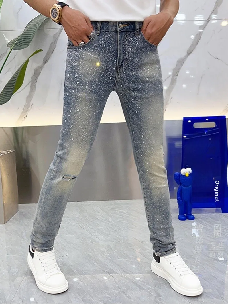

Summer 2025 Men's Faionable Casual Light Blue Rhinestone Denim Pants Elastic Slim Fit Long Trousers High Waist Straight Leg...