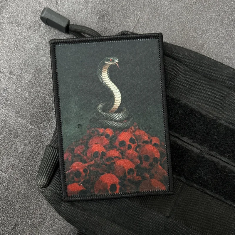 Parche táctico con estampado animal y gancho-bucle para mochila