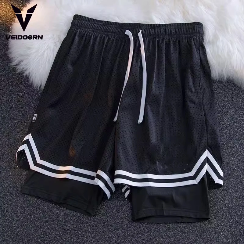 Quick drying lining American basketball pants for men, breathable and knee tight fitness shorts, running and training three part